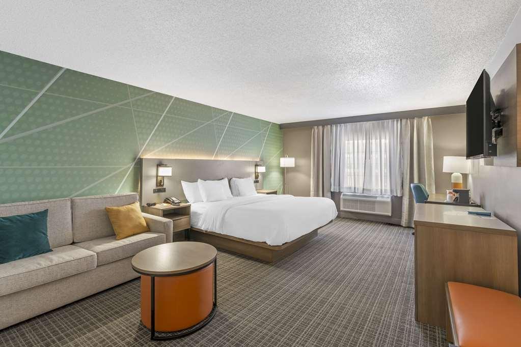 Comfort Inn & Suites Louisville Airport Fair & Expo חדר תמונה