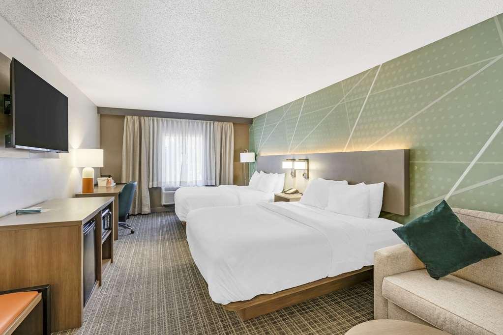 Comfort Inn & Suites Louisville Airport Fair & Expo חדר תמונה