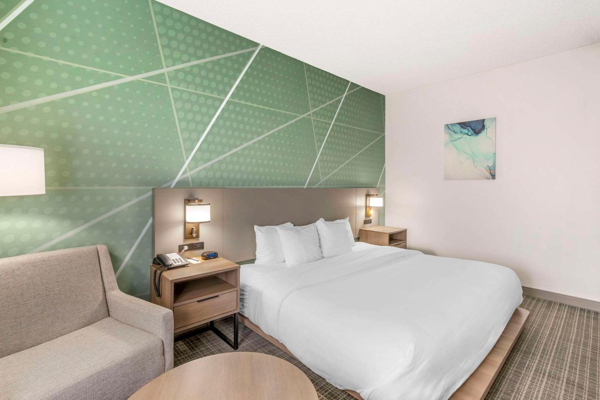Comfort Inn & Suites Louisville Airport Fair & Expo מראה חיצוני תמונה